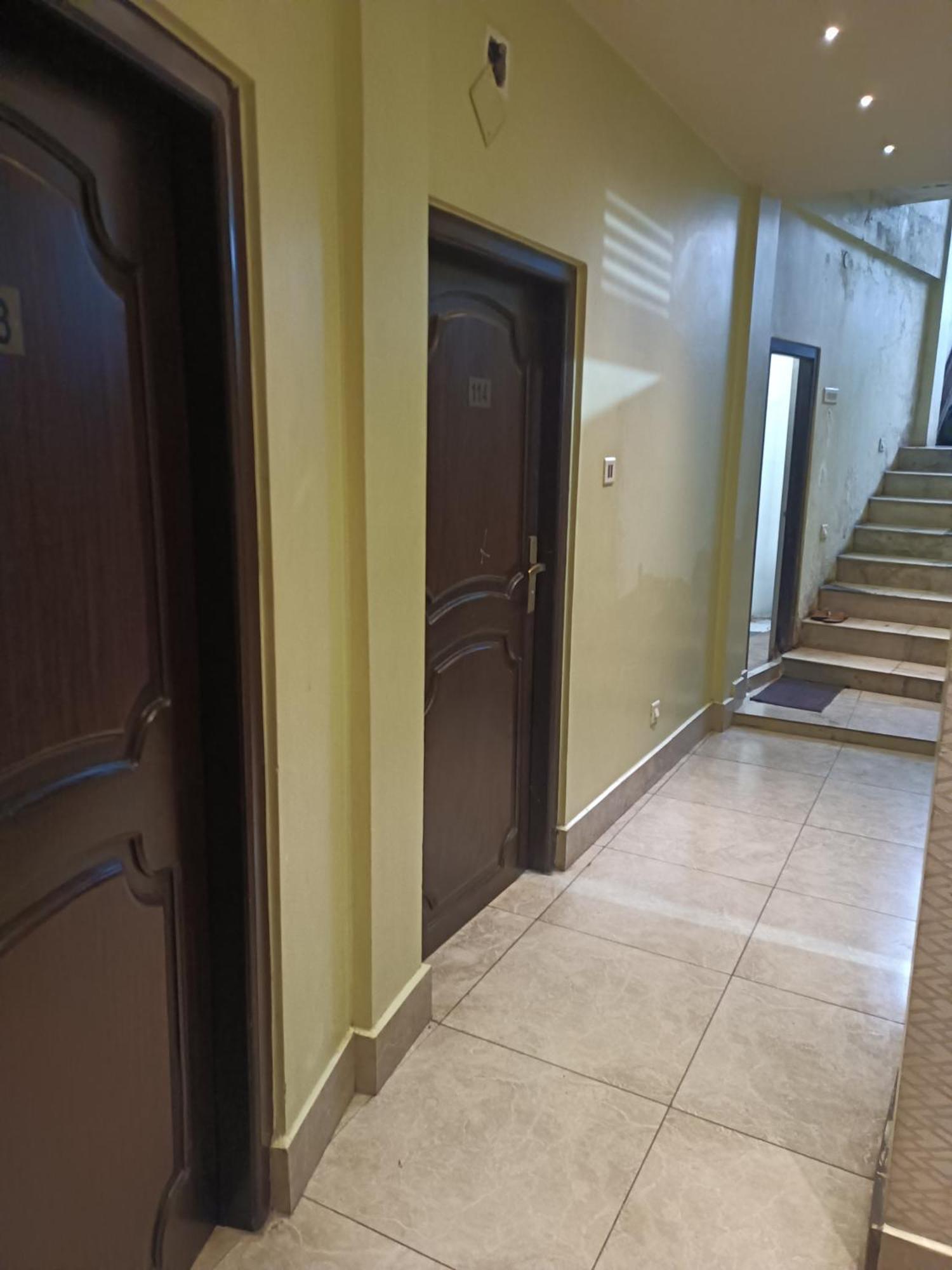 Hotel Serene Шилонг Екстериор снимка