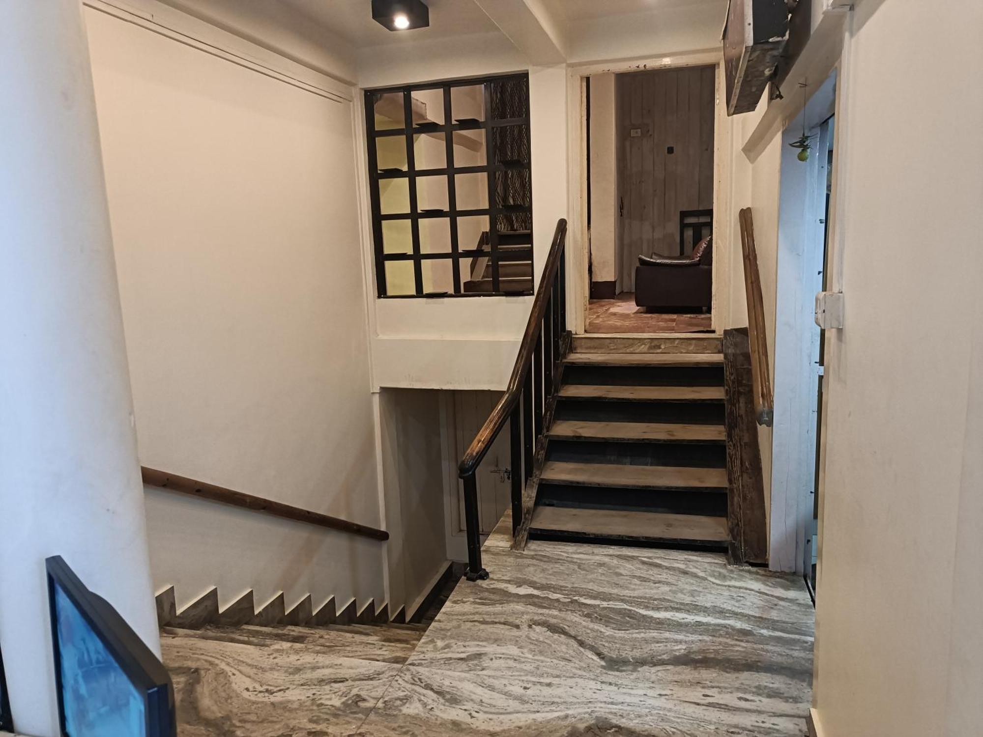 Hotel Serene Шилонг Екстериор снимка